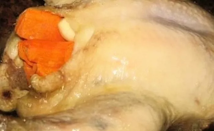 Ayam dengan lobak merah dan bawang putih