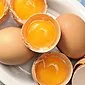 Mempersiapkan sampo telur di rumah