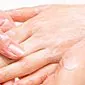 Dlaczego peeling występuje między palcami? Przyczyny choroby i sposoby jej pozbycia się