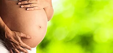 Rozstępy w ciąży: co robić, jak unikać?