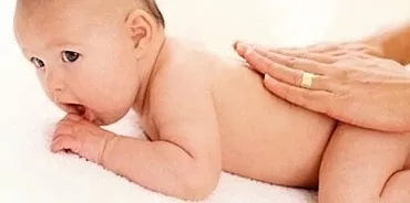 מהם היתרונות של עיסוי לתינוקות?