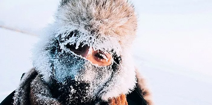 Hoe je leert om het niet koud te krijgen in de winter: 11 tips