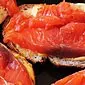 Kaedah penyediaan salmon merah jambu dan kaviarnya yang berbeza di rumah