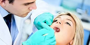Kes saab oma hambaid kaunistada rhinestones ja millistel juhtudel ei tohiks seda teha?