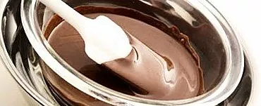 Como derreter chocolate no microondas, banho-maria, banho-maria
