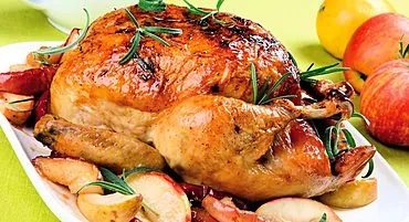 Maitsev, tervislik, lihtne: kuidas mahlas kana ahjus küpsetada?