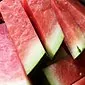 Betapa indahnya memotong semangka: berbagai opsi untuk ide orisinal