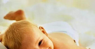 Hogyan lehet megnyugtatni az újszülött babát?
