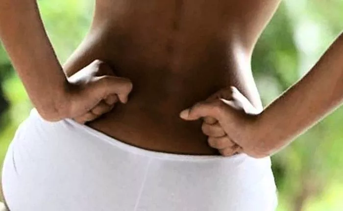 Bisakah nyeri punggung bawah saat menstruasi pada wanita, dan mengapa?