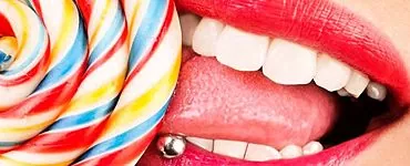 Bagaimana menyelesaikan masalah dengan kekang di bawah lidah?