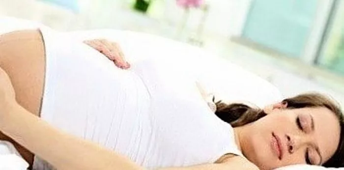 Posisi tidur terbaik selama kehamilan