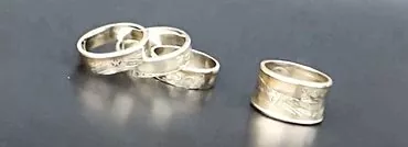Joies de bricolatge: elegant anell de monedes