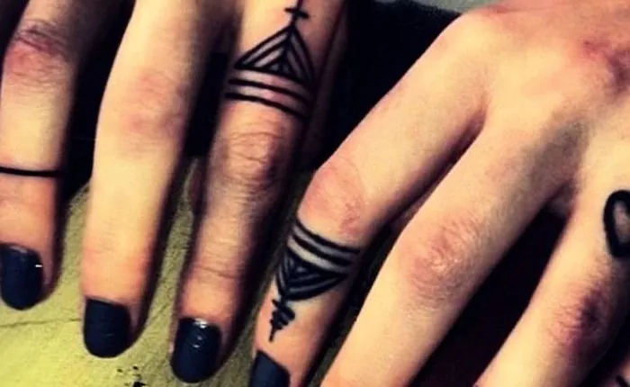 Kā padarīt tetovējumu sieviešu pirkstiem?