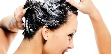 Koji je najbolji šampon za volumen kose? Za volumen koristimo sodu i šampon