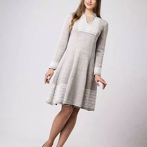 Roupas de linho eslavas: como costurar um vestido de linho com as próprias mãos?