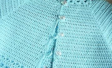 Pulls à tricoter pour filles avec des aiguilles à tricoter: styles et règles populaires pour choisir le fil