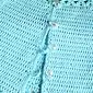 編み針で女の子のための編みセーター：糸を選ぶための人気のあるスタイルとルール