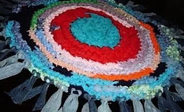 We create rugs from old things