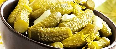 Pagkat-on sa pag-pickle sa mga pepino alang sa tingtugnaw: barato ug popular nga mga resipe