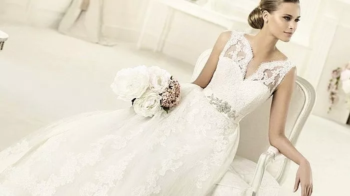 Padomi burvīgām līgavām un stilīgiem līgavaiņiem: 2015. gada kāzu modes tendences