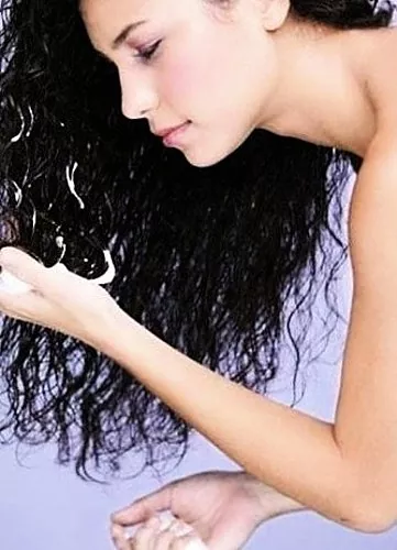 Kako pravilno odabrati i koristiti pjenu za kosu?