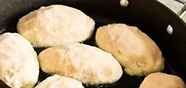 Hidangan kentang asli dan lezat: resep untuk ahli sihir memasak