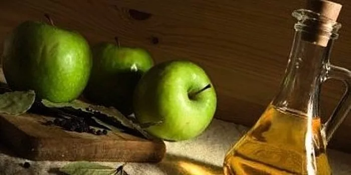 O vinagre de maçã é um remédio eficaz para perder peso