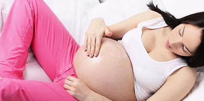 Óleo de rícino durante a gravidez: como usar o produto corretamente