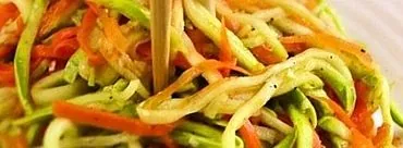 Zucchini sallad