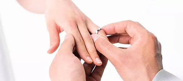 از دست دادن حلقه ازدواج - برای طلاق