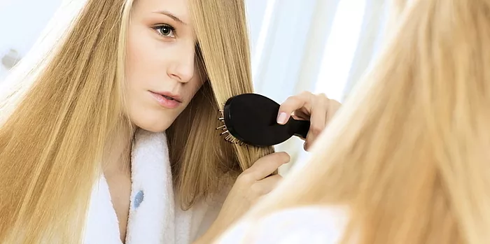 Menguatkan rambut dari keguguran rambut: ubat-ubatan rakyat dengan keberkesanan yang terbukti