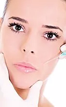 Botox for ansiktet hjemme: er det mulig å utføre prosedyren?