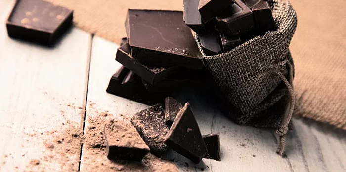 Πώς είναι χρήσιμη η σοκολάτα; Αποθαρρύνοντας μύθους για το δημοφιλές επιδόρπιο