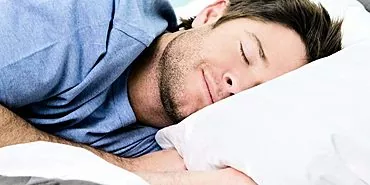 La valeur du sommeil à l'heure est-elle vraie ou non?