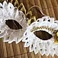 Voorbereiding op de vakantie: papieren maskers voor matinees en carnavals
