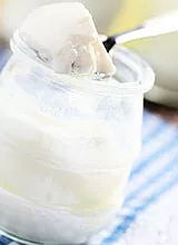 Kuinka tehdä herkullista jogurttia kotona?