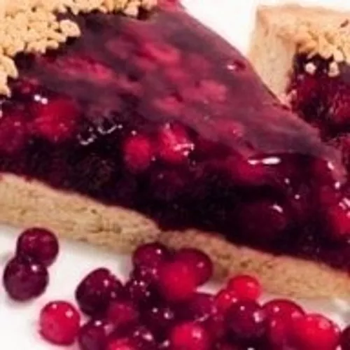 Pag-ayo lingonberry pie