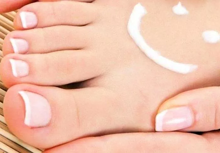 درمان مایکوز: انتخاب بهترین درمان برای قارچ ناخن پا