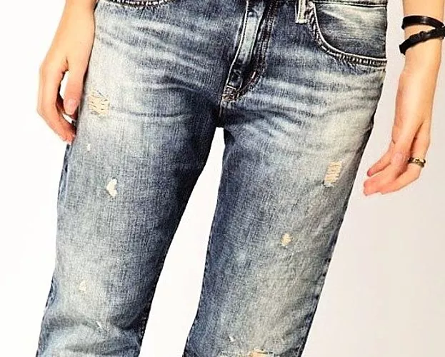 מכנסי ג'ינס רחבים: מסוגננים ונועזים!