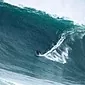 Lenktynės dėl didžiausios bangos. Bebaimių banglentininkų iš Rusijos istorija