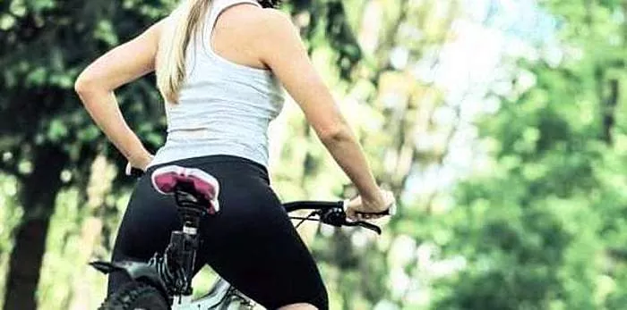 רכיבה על אופניים היא דרך נהדרת לרדת במשקל