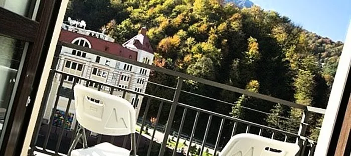Arahan: apa yang harus dipertimbangkan ketika memilih hotel di pergunungan