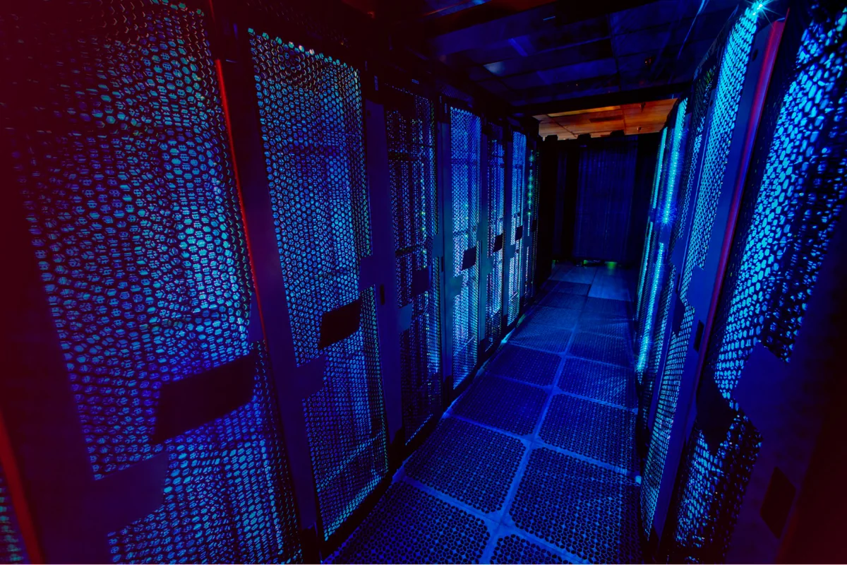 Percayakan jasa instalasi rak server Jakarta kepada ahlinya.