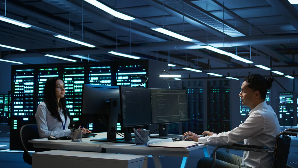 Kami siap menjadi mitra jasa mantenance server Jakarta Selatan dan Jakarta Pusat yang andal untuk perusahaan Anda