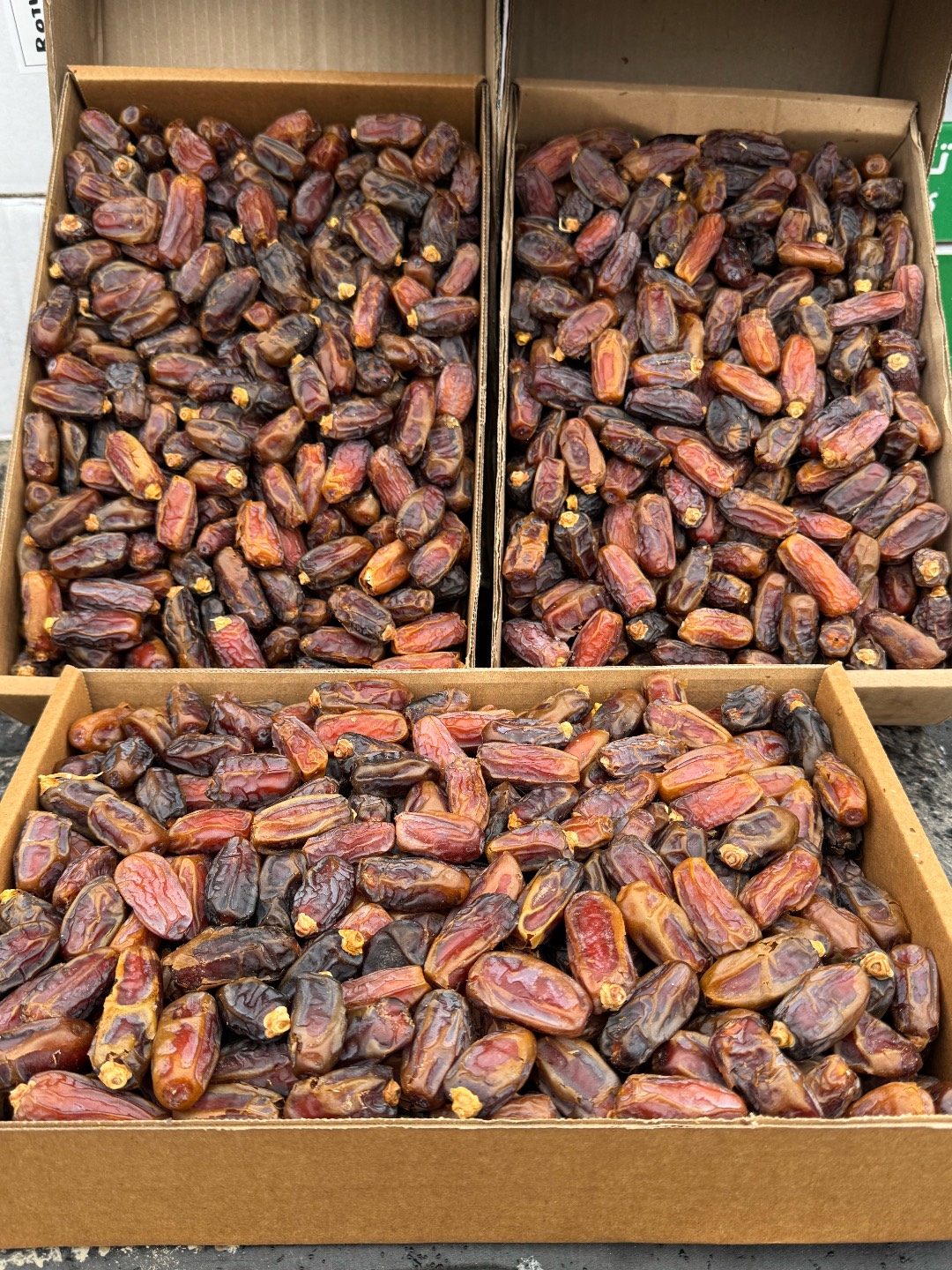 Финики из Медины. Сорт мабрум. 3кг в коробке