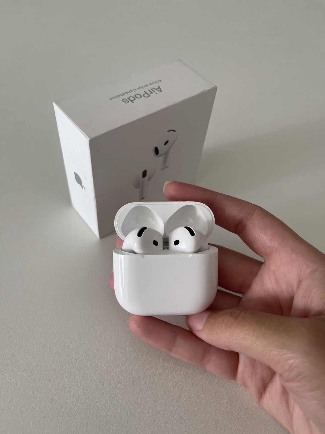 Музыка, которая объединяет ❤️ AirPods 4 — подарок со смыслом ко Дню всех влюблённых.
Дарите заботу и эмоции. - изображение 3