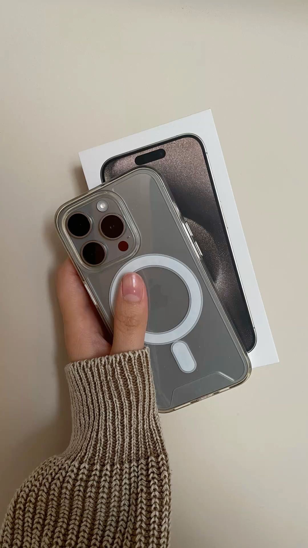 IPhone 15 Pro 128GB + полный комплект аксессуаров - изображение 3