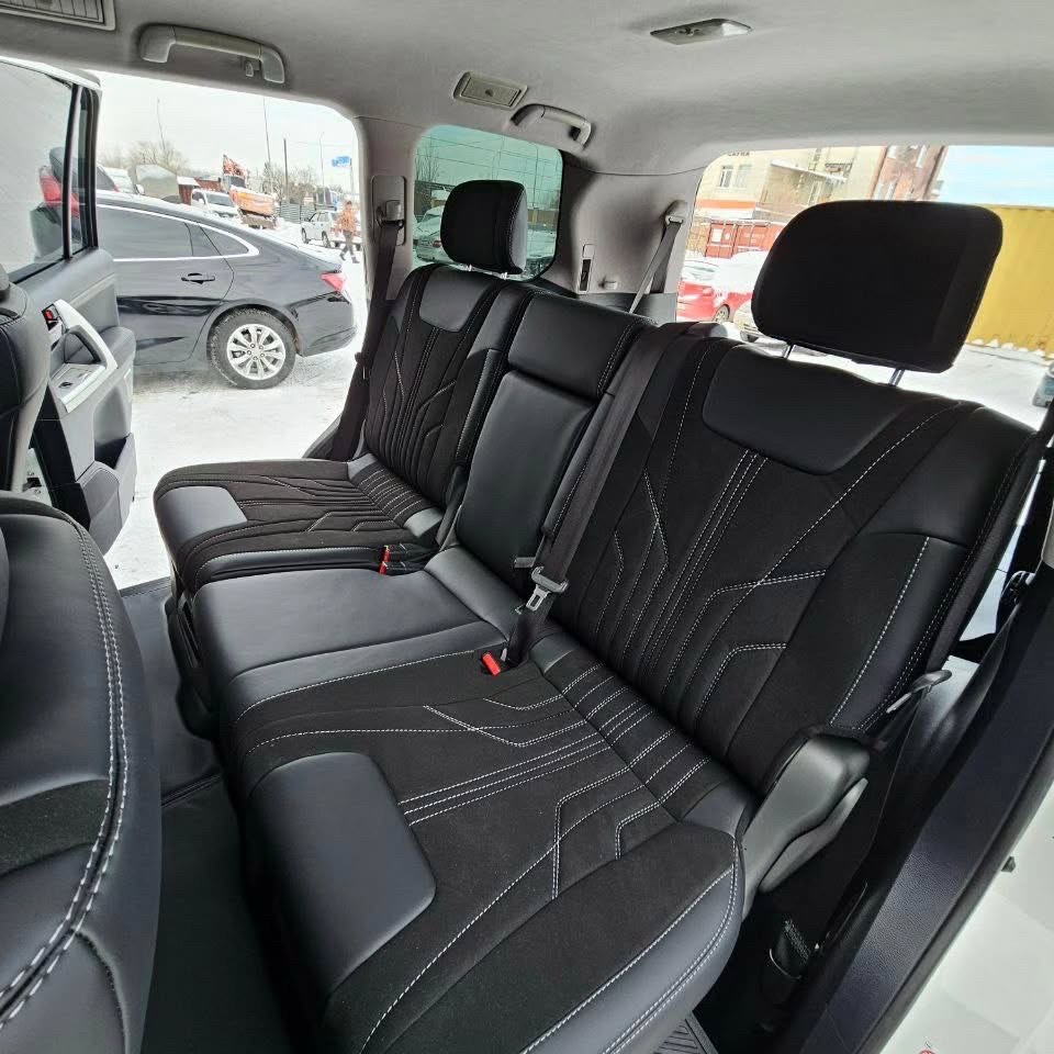 Заводские чехлы на Land Cruiser 200 - изображение 3