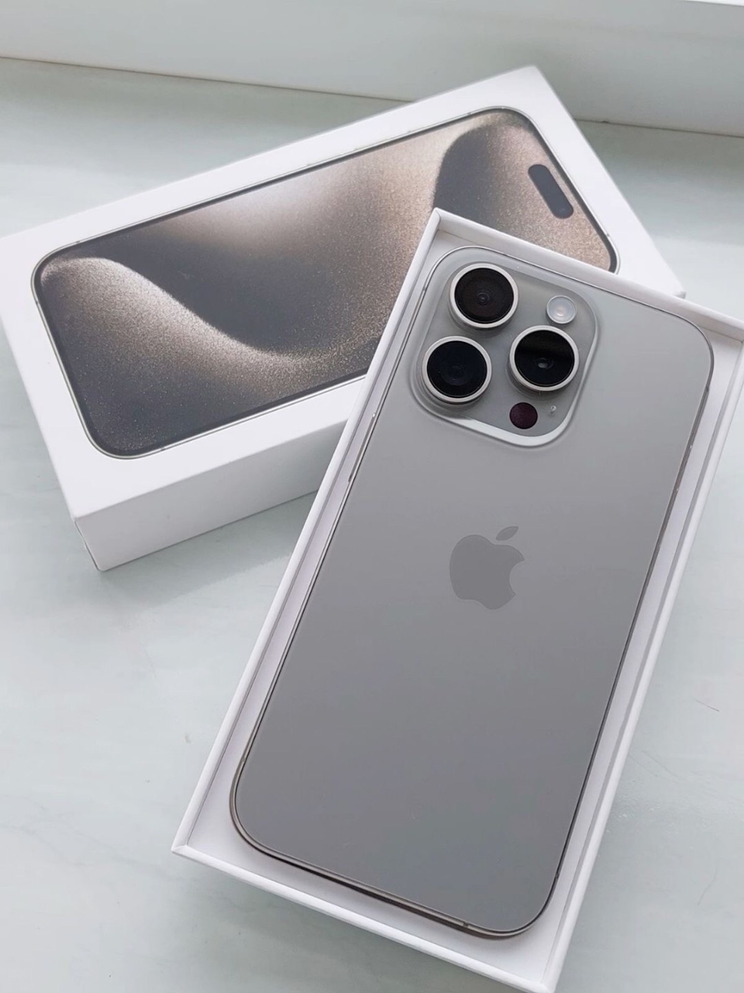 IPhone 15 Pro 128GB + полный комплект аксессуаров - изображение 3