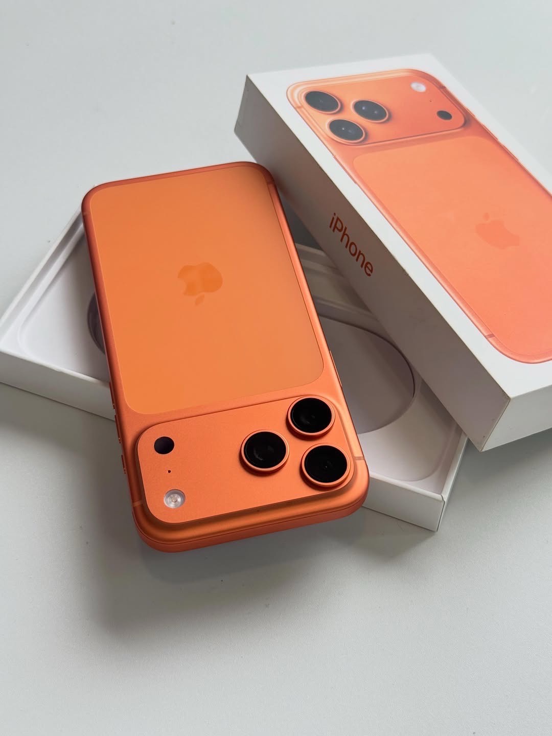 🚨IPHONE 17 PRO MAX 🚨Cosmic Orange 🧡С официальной гарантие ✅ - изображение 2